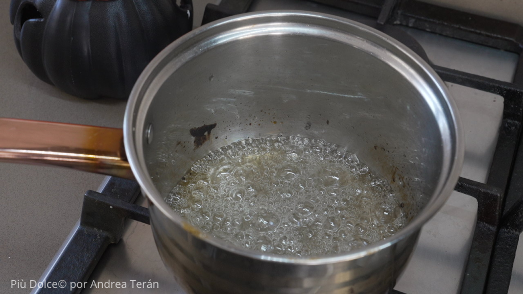 Almibar para la crema Francesa