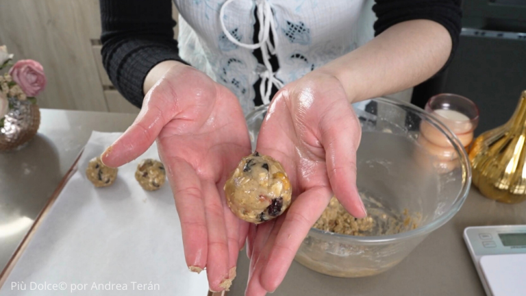 boleando galleta de avena y frutos secos