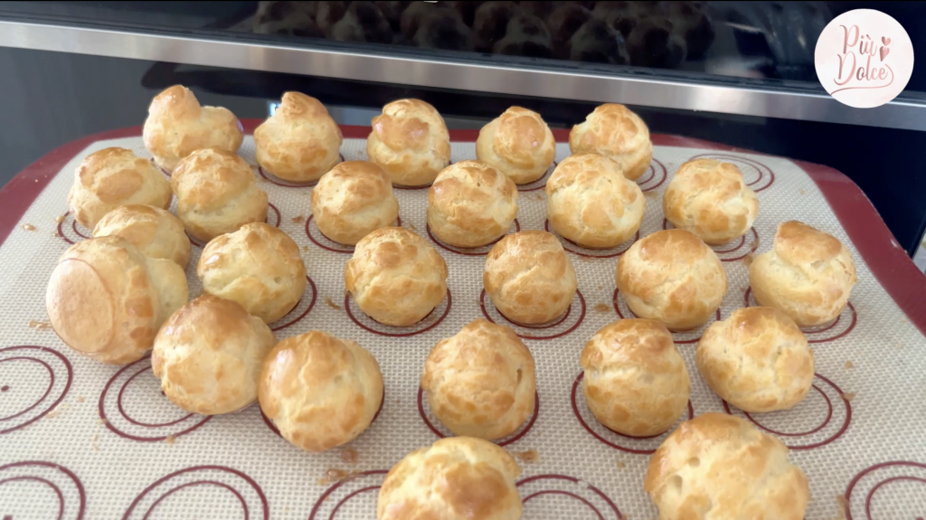 profiteroles: listos y horneados