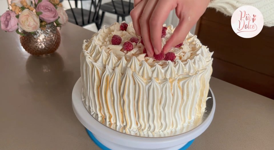 deco Torta Merengue Frambuesa Manjar