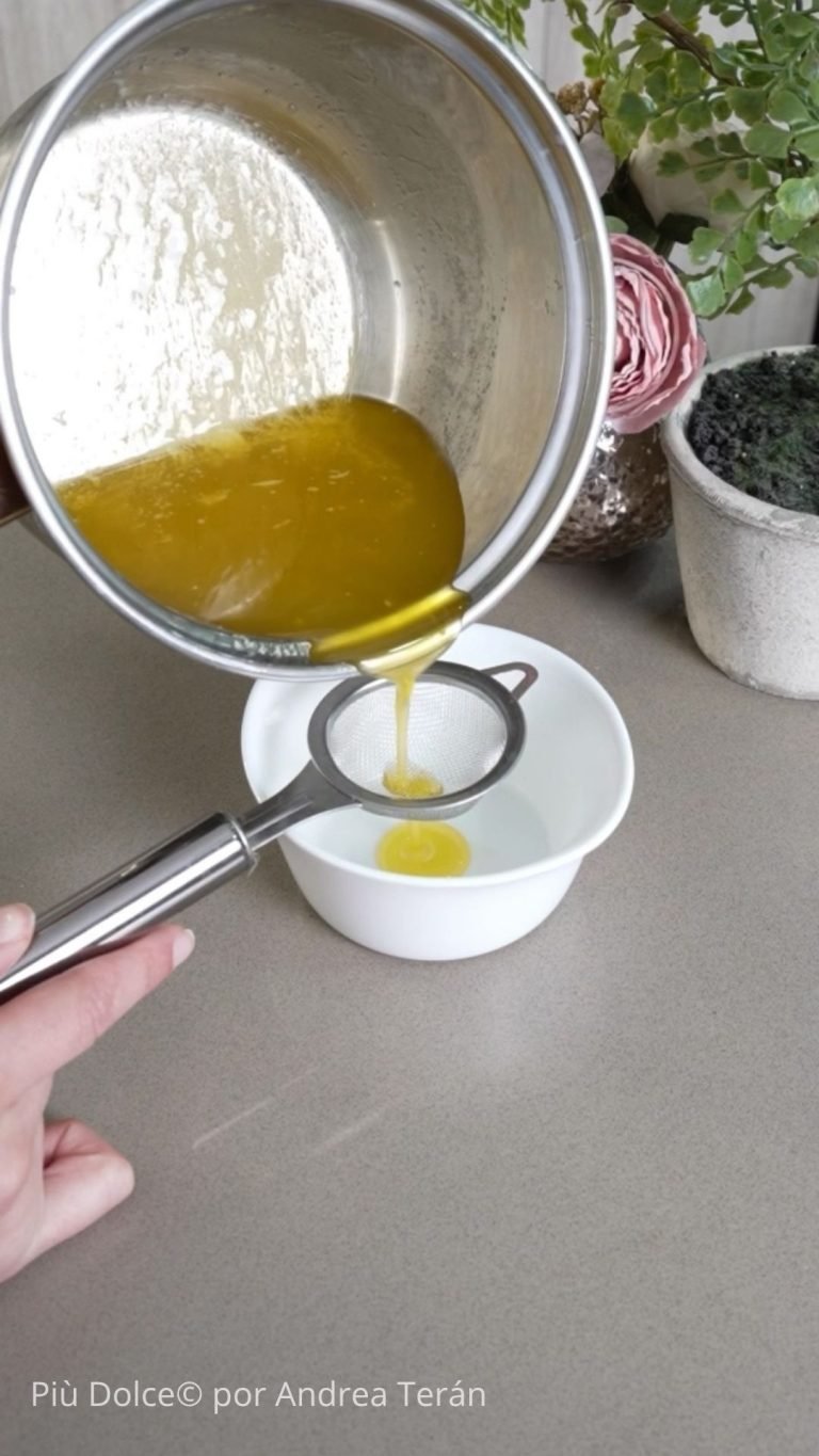 mantequilla clarificada filtrada